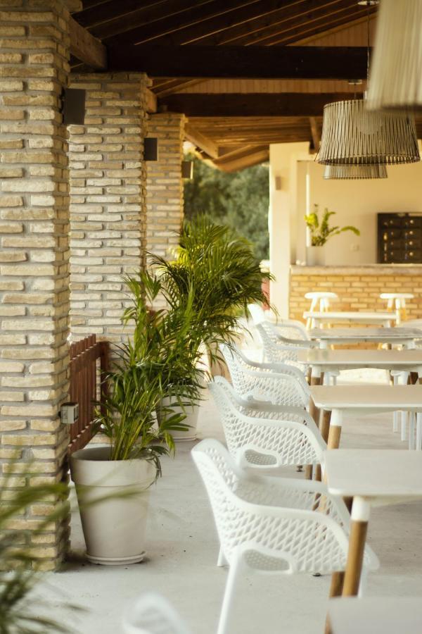 Parakladi Seaside Retreat Melíkia Екстериор снимка