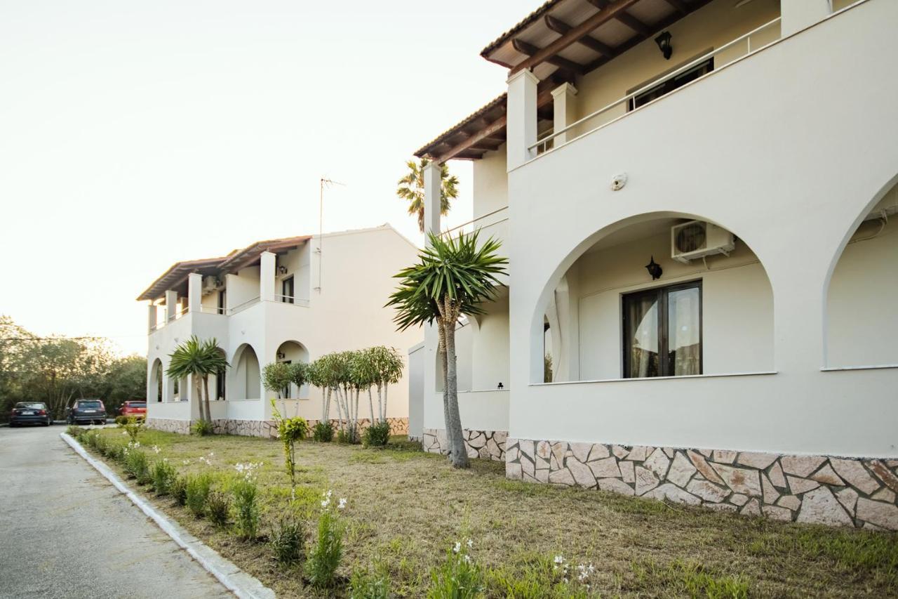 Parakladi Seaside Retreat Melíkia Екстериор снимка