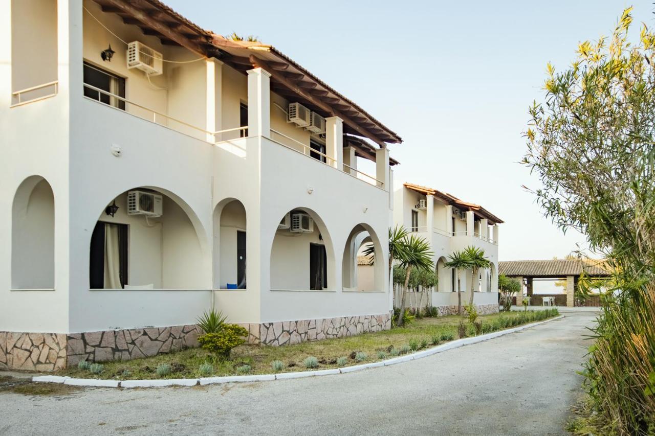 Parakladi Seaside Retreat Melíkia Екстериор снимка